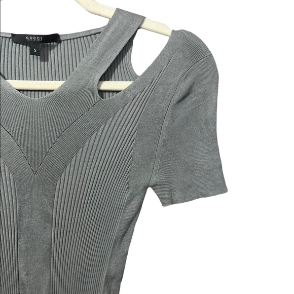 Authentic GUCCI Cutout Top - Picture 3 of 7